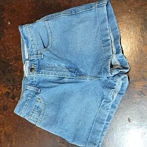 High wasted 100% cotton jean shorts